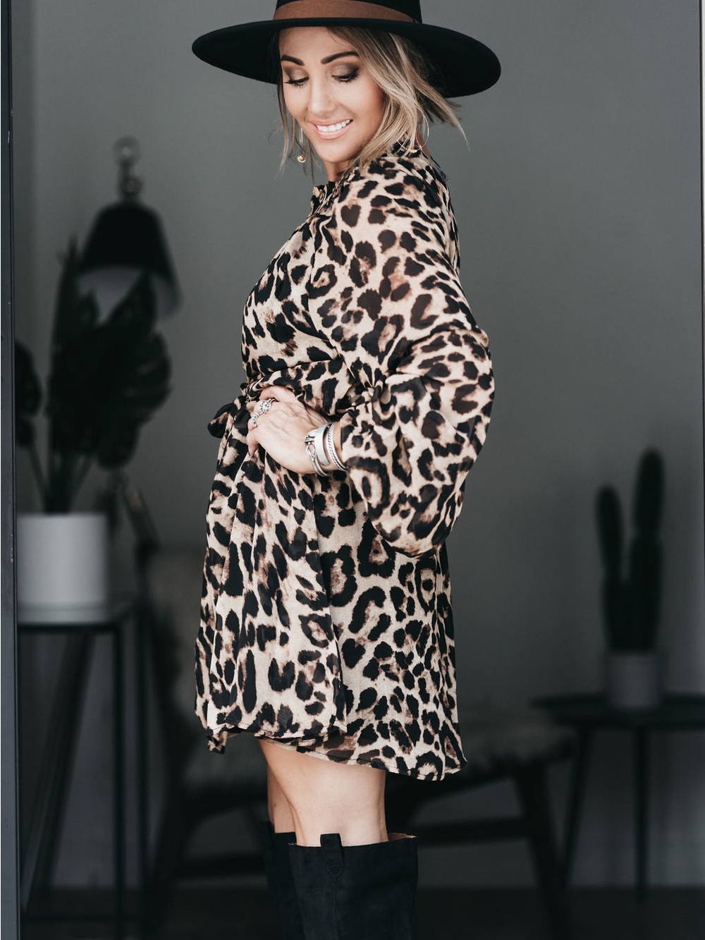 Leopard Print Long Sleeve Tie-Waist Dress - Black & Brown - Picture 2 of 3